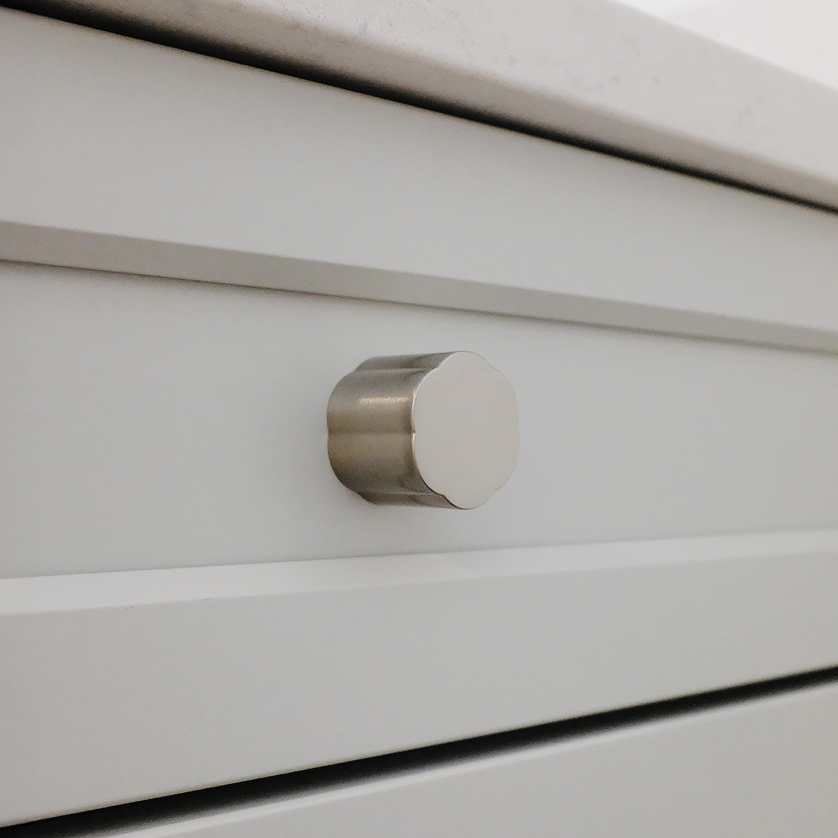 Modern Flower Knob | Florian Small Knob | rkintl Modern Flower Knob | Florian Small Knob | rkintl